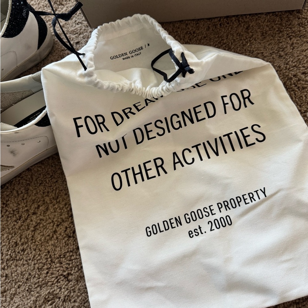 Golden goose 
37 
Never worn, tried on don’t fit - Picture 2 of 12